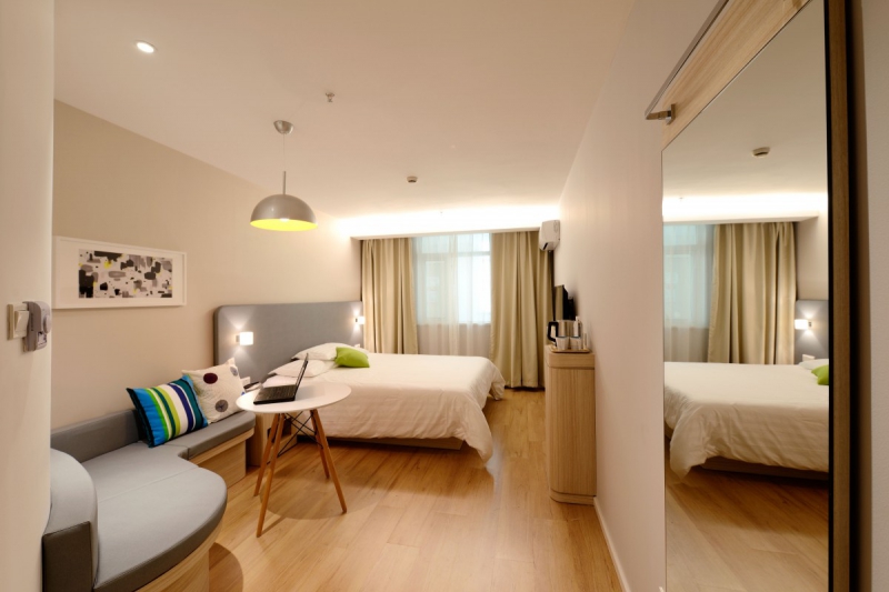 hotel-BONSON-min_hotel_guest_room_new-634601